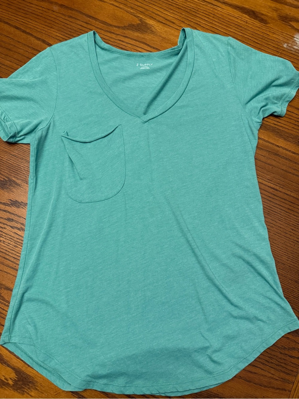 Z Supply Women's Seafoam V-Neck Pocket Tee